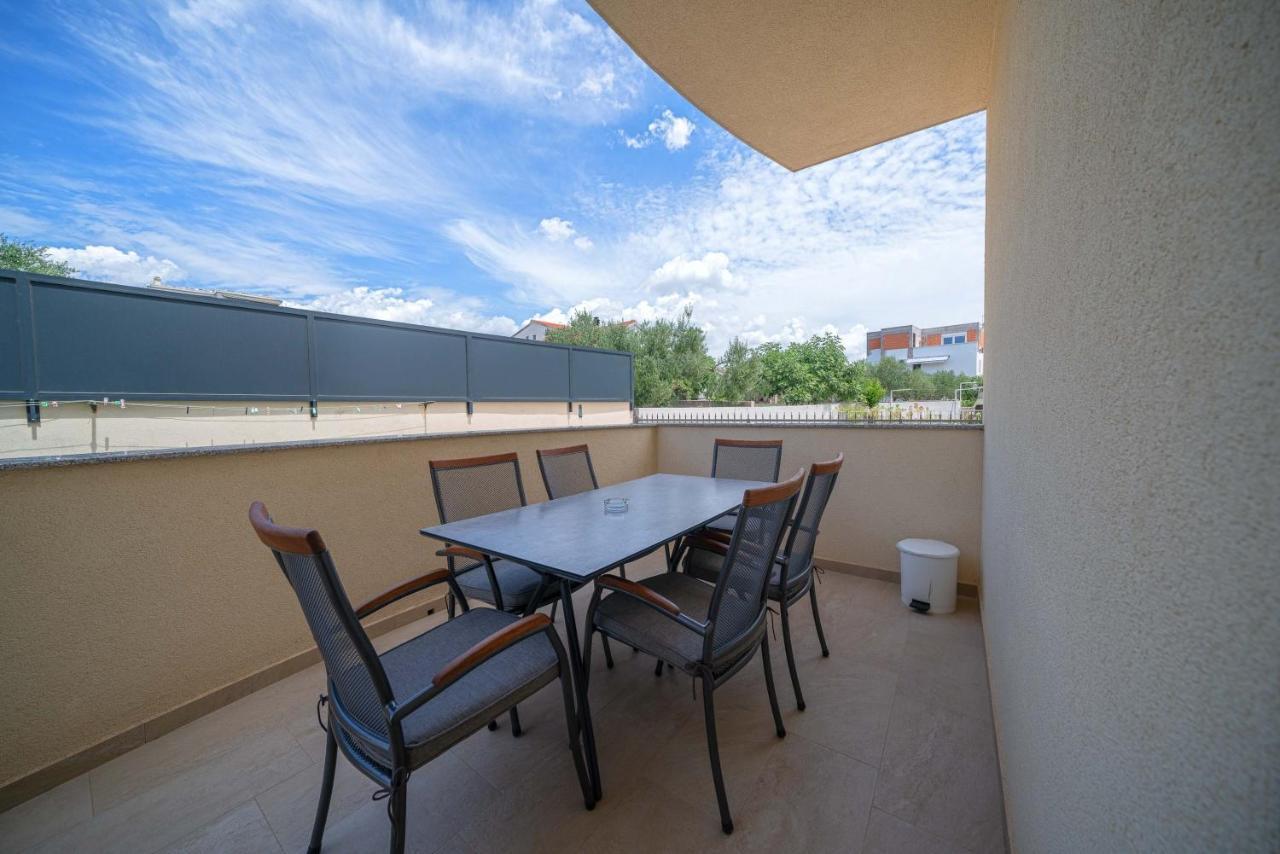 Apartments Miskovic Vodice Exterior photo