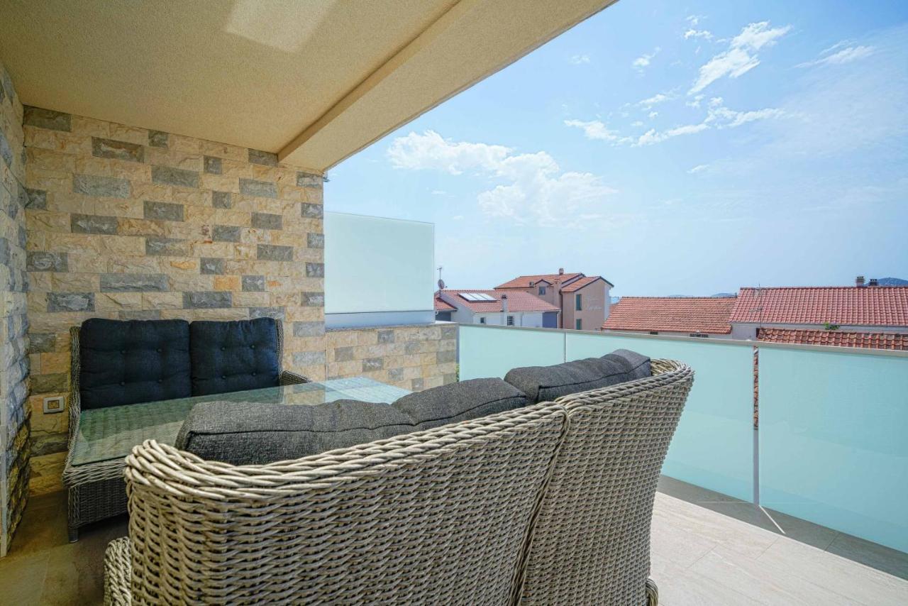 Apartments Miskovic Vodice Exterior photo