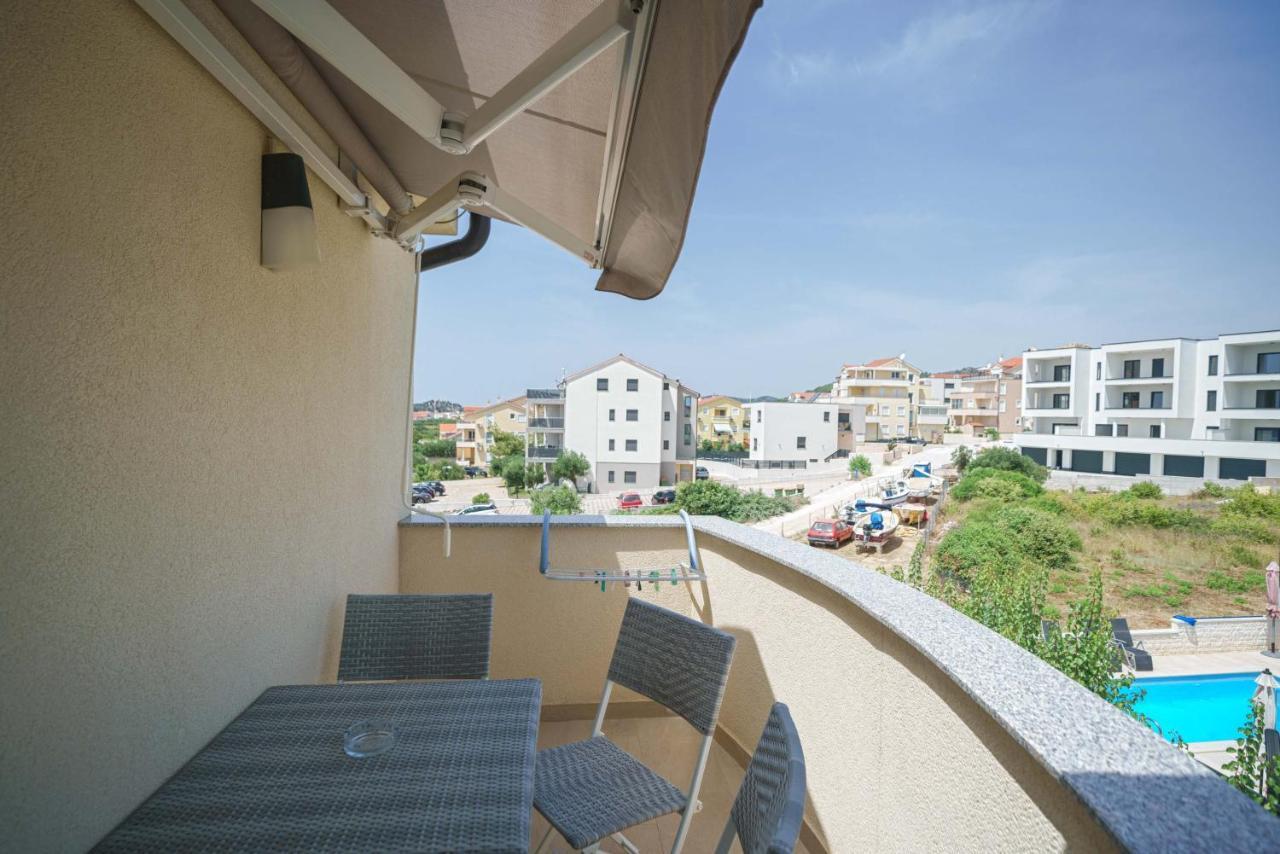 Apartments Miskovic Vodice Exterior photo