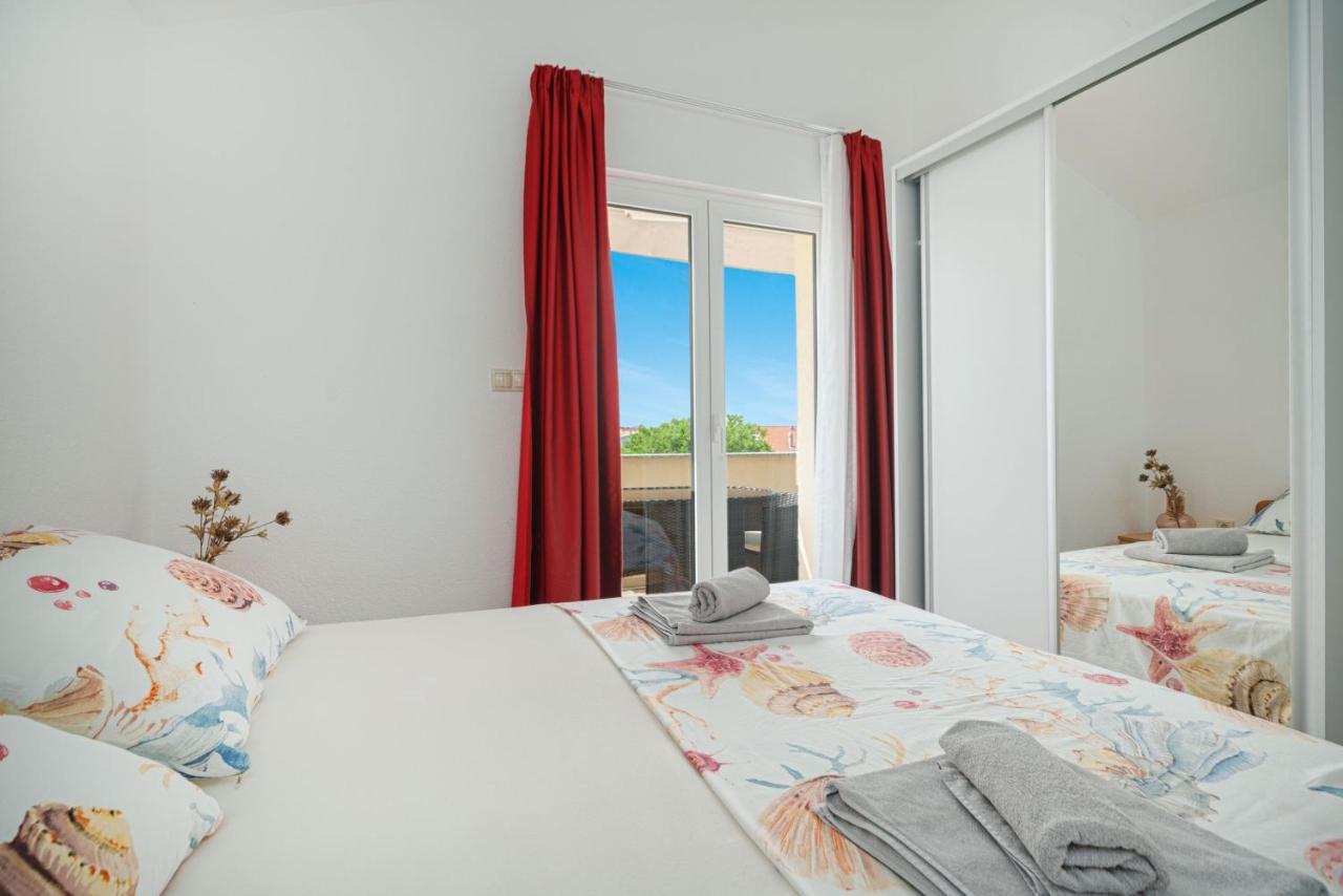 Apartments Miskovic Vodice Exterior photo
